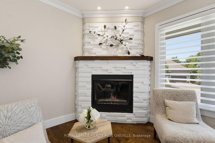 Photo 13 at 340 Clarendon Drive, Ancaster, Hamilton