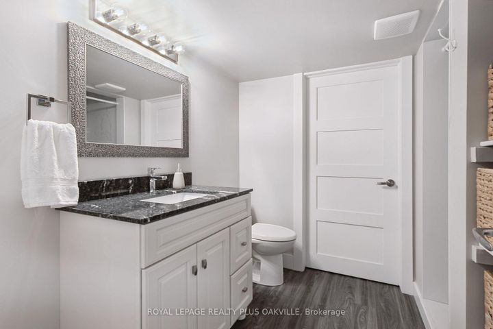 Photo 29 at 340 Clarendon Drive, Ancaster, Hamilton