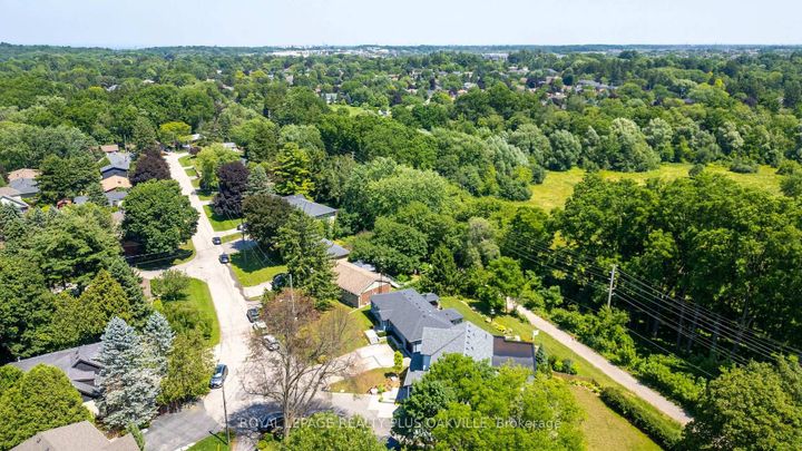Photo 39 at 340 Clarendon Drive, Ancaster, Hamilton