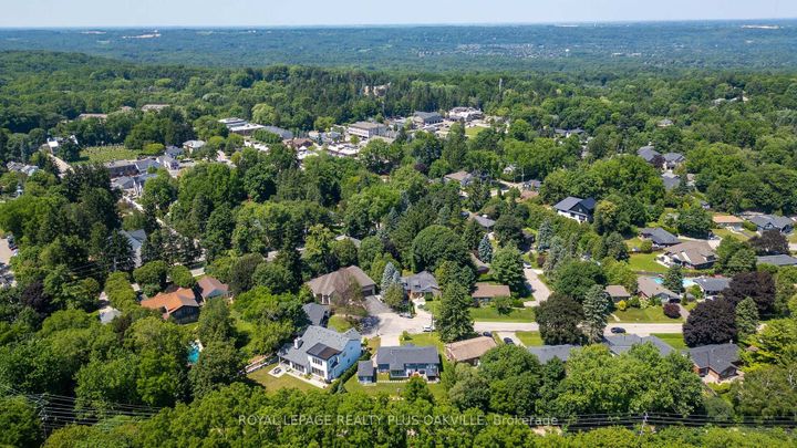 Photo 41 at 340 Clarendon Drive, Ancaster, Hamilton