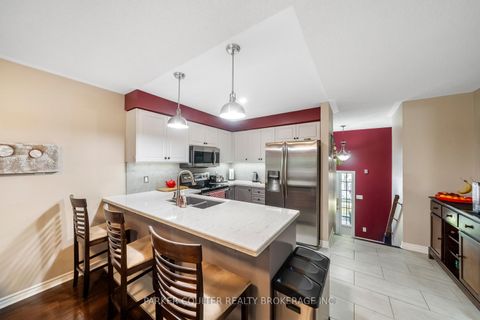 Photo 8 at 11 Watson Drive, East Bayfield, Barrie