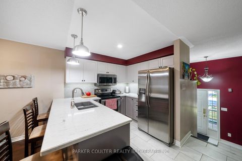 Photo 9 at 11 Watson Drive, East Bayfield, Barrie