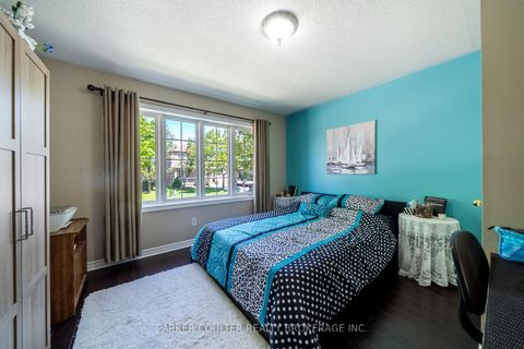 Photo 13 at 11 Watson Drive, East Bayfield, Barrie