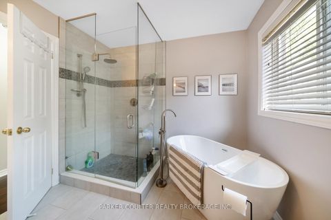 Photo 17 at 11 Watson Drive, East Bayfield, Barrie