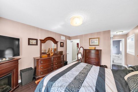 Photo 20 at 11 Watson Drive, East Bayfield, Barrie