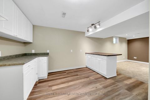 Photo 30 at 11 Watson Drive, East Bayfield, Barrie