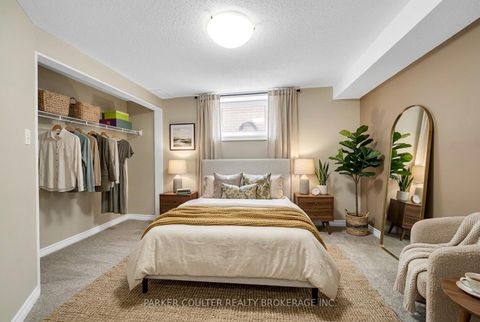 Photo 32 at 11 Watson Drive, East Bayfield, Barrie