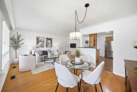 Photo 12 at 19 Decarie Circle, West Deane, Toronto