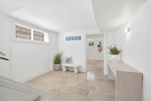 Photo 28 at 19 Decarie Circle, West Deane, Toronto