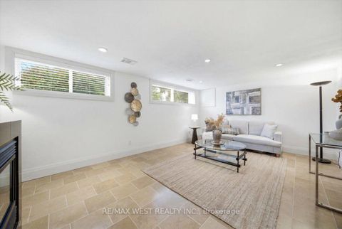 Photo 29 at 19 Decarie Circle, West Deane, Toronto