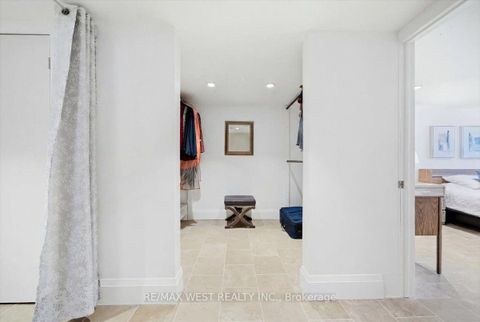 Photo 36 at 19 Decarie Circle, West Deane, Toronto