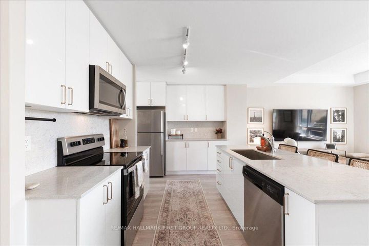 Photo 6 at TH4 - 1245 Bayly Street, Bay Ridges, Pickering