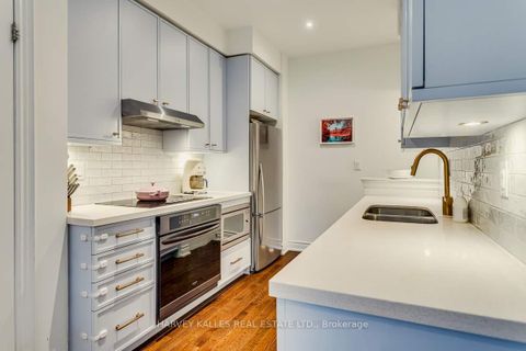 Photo 12 at 7 - 70 Hargrave Lane, York Mills, Toronto