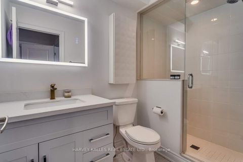 Photo 21 at 7 - 70 Hargrave Lane, York Mills, Toronto