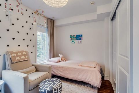 Photo 23 at 7 - 70 Hargrave Lane, York Mills, Toronto