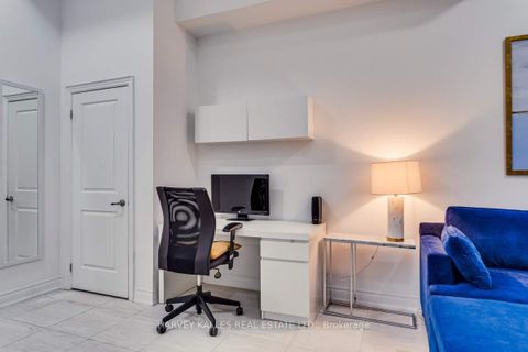 Photo 34 at 7 - 70 Hargrave Lane, York Mills, Toronto