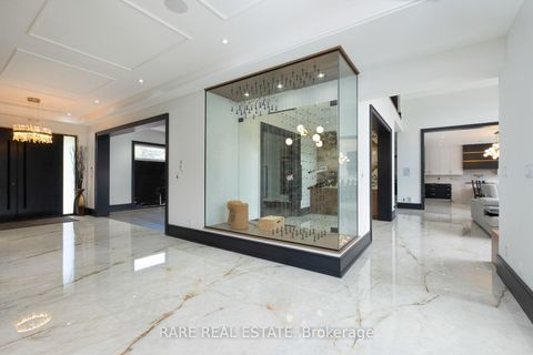Photo 9 at 23 Valleyview Court, Kleinburg, Vaughan