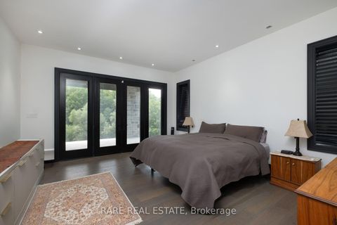 Photo 10 at 23 Valleyview Court, Kleinburg, Vaughan