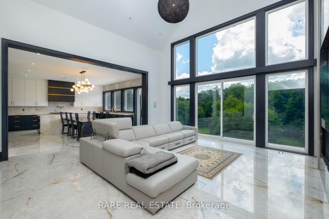 Photo 13 at 23 Valleyview Court, Kleinburg, Vaughan