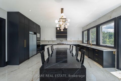 Photo 16 at 23 Valleyview Court, Kleinburg, Vaughan