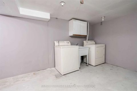 Photo 23 at 226 Lawrence Avenue, Harding, Richmond Hill