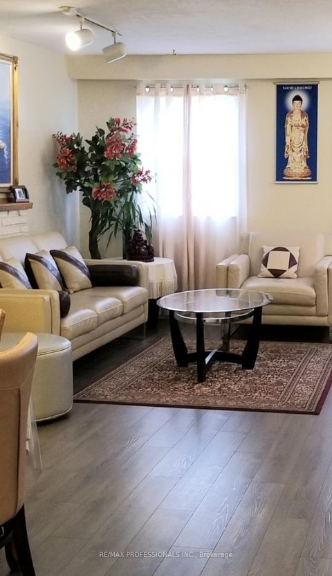 Photo 4 at 8 Bridesburg Drive, The Westway, Toronto
