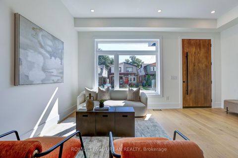 Photo 4 at 128 Floyd Avenue, Broadview North, Toronto
