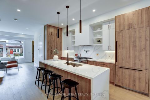 Photo 10 at 128 Floyd Avenue, Broadview North, Toronto
