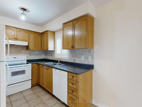 Photo 13 at 59 Goyo Gate, Rural Vaughan, Vaughan