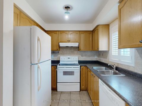 Photo 14 at 59 Goyo Gate, Rural Vaughan, Vaughan