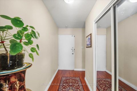Photo 4 at 601 - 130 Neptune Drive, Lawrence, Toronto