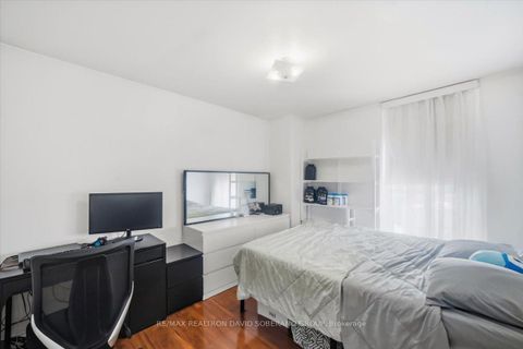 Photo 22 at 601 - 130 Neptune Drive, Lawrence, Toronto