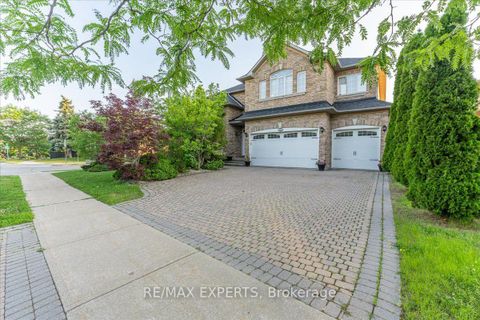 Photo 1 at 110 Velmar Drive, East Woodbridge, Vaughan