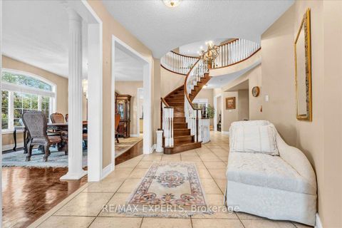 Photo 4 at 110 Velmar Drive, East Woodbridge, Vaughan