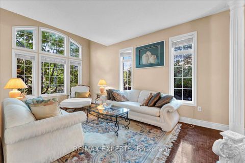 Photo 5 at 110 Velmar Drive, East Woodbridge, Vaughan