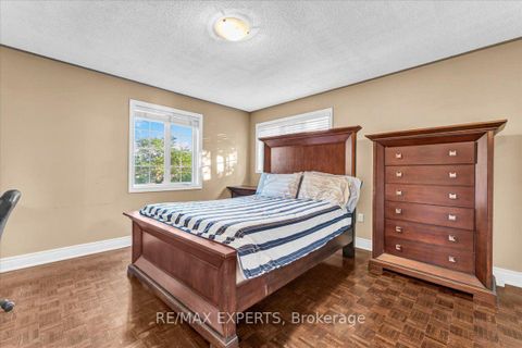 Photo 32 at 110 Velmar Drive, East Woodbridge, Vaughan