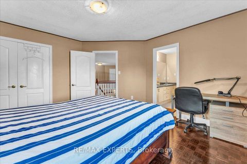 Photo 33 at 110 Velmar Drive, East Woodbridge, Vaughan