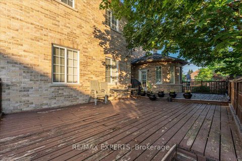 Photo 36 at 110 Velmar Drive, East Woodbridge, Vaughan