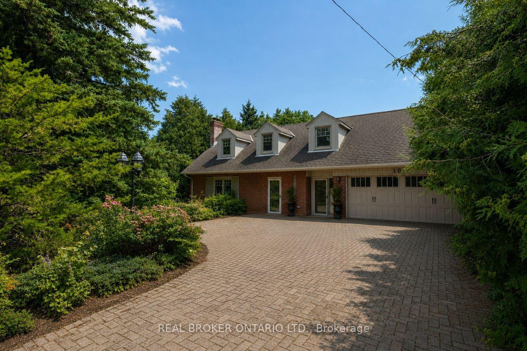 302 Burnhamthorpe Road, City Centre West, Toronto 