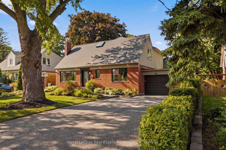 Photo 1 at 1972 Russett Road, Lakeview, Mississauga