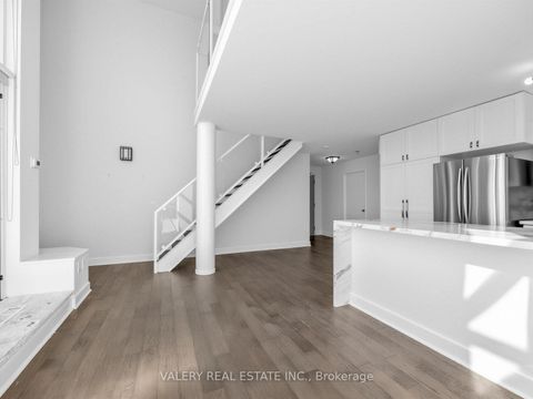 Photo 5 at 827 - 250 Manitoba Street, Mimico, Toronto