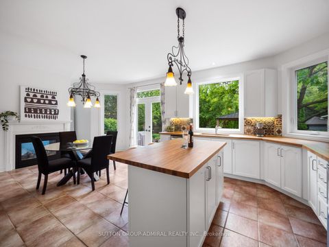 Photo 13 at 37 Nevada Crescent, Rural Vaughan, Vaughan