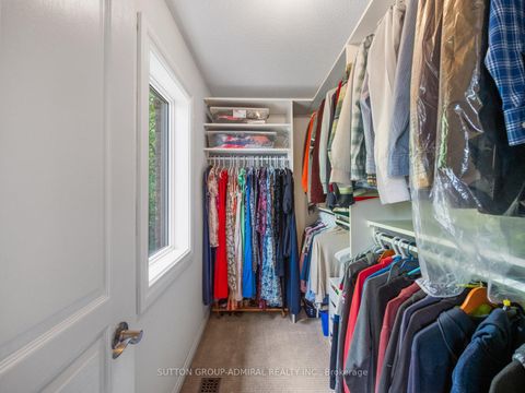 Photo 22 at 37 Nevada Crescent, Rural Vaughan, Vaughan