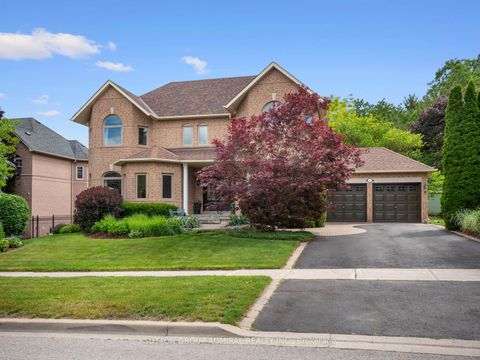 Photo 33 at 37 Nevada Crescent, Rural Vaughan, Vaughan