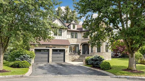 Photo 1 at 25 Guinevere Court, Mill Pond, Richmond Hill