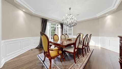 Photo 7 at 25 Guinevere Court, Mill Pond, Richmond Hill