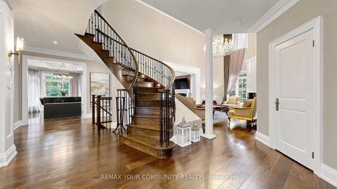 Photo 22 at 25 Guinevere Court, Mill Pond, Richmond Hill