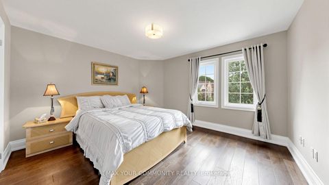 Photo 32 at 25 Guinevere Court, Mill Pond, Richmond Hill