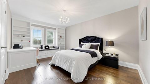 Photo 34 at 25 Guinevere Court, Mill Pond, Richmond Hill