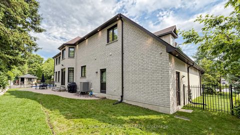 Photo 41 at 25 Guinevere Court, Mill Pond, Richmond Hill